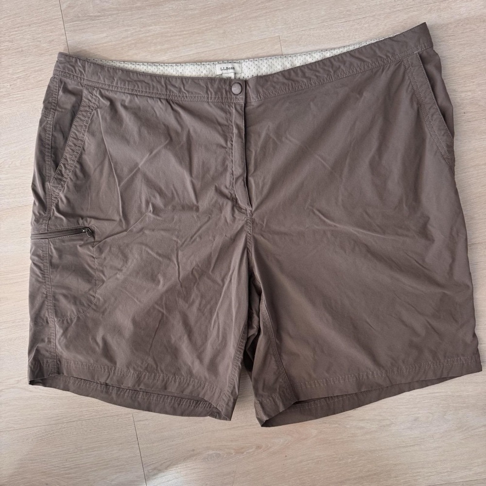 L.L. Bean Vista Camp Shorts Women's 24W Plus Brown Cargo Hiking Outdoor 24